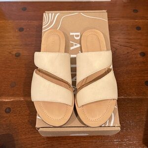 Women's Cream Cross-Strap Slide Sandals